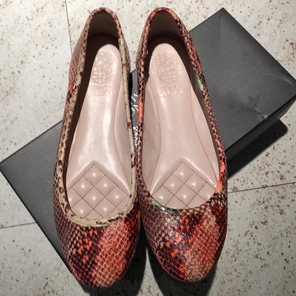 💜Vince Camuto flats